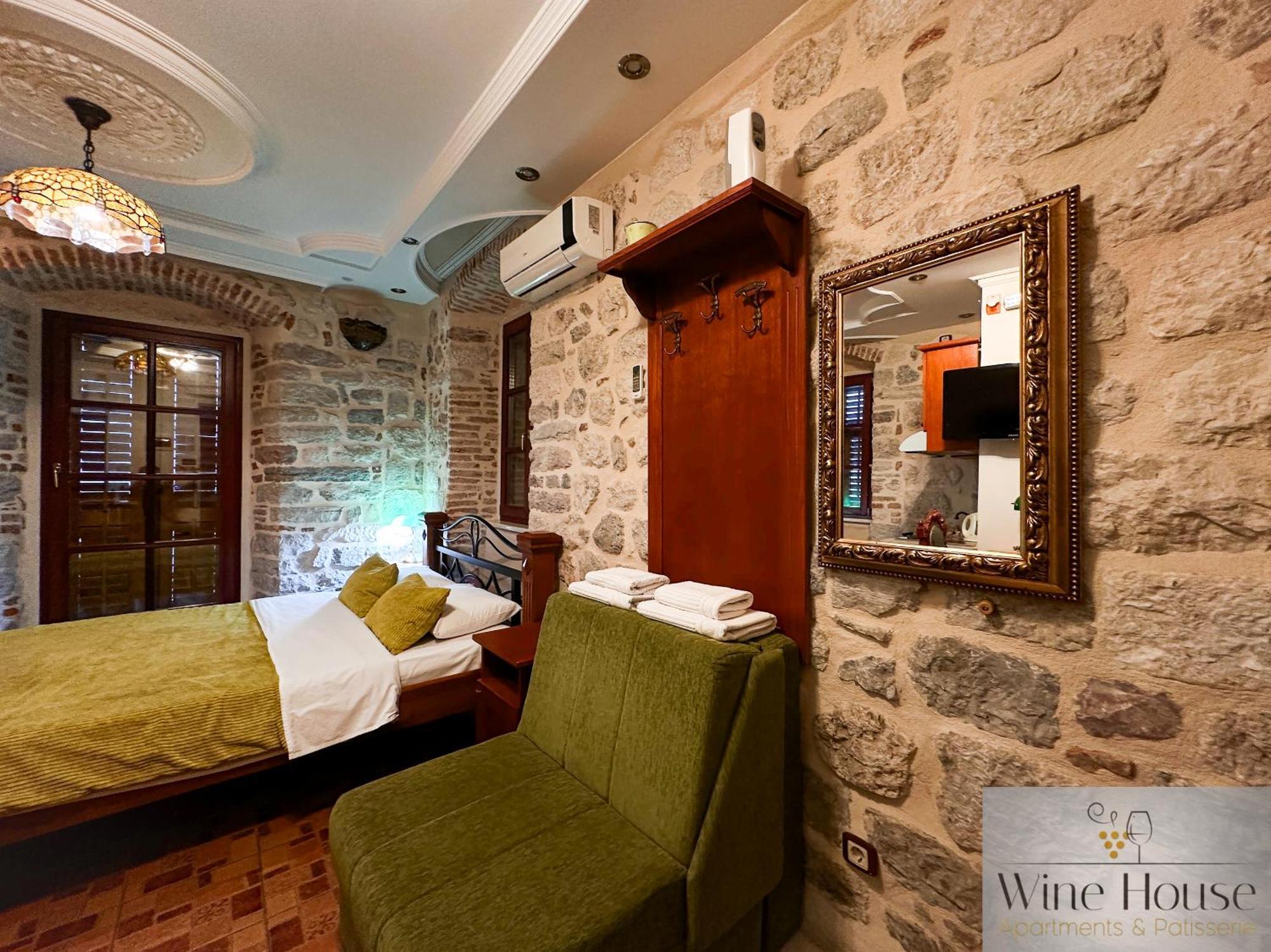 Apartments Wine House Old Town Κότορ Εξωτερικό φωτογραφία