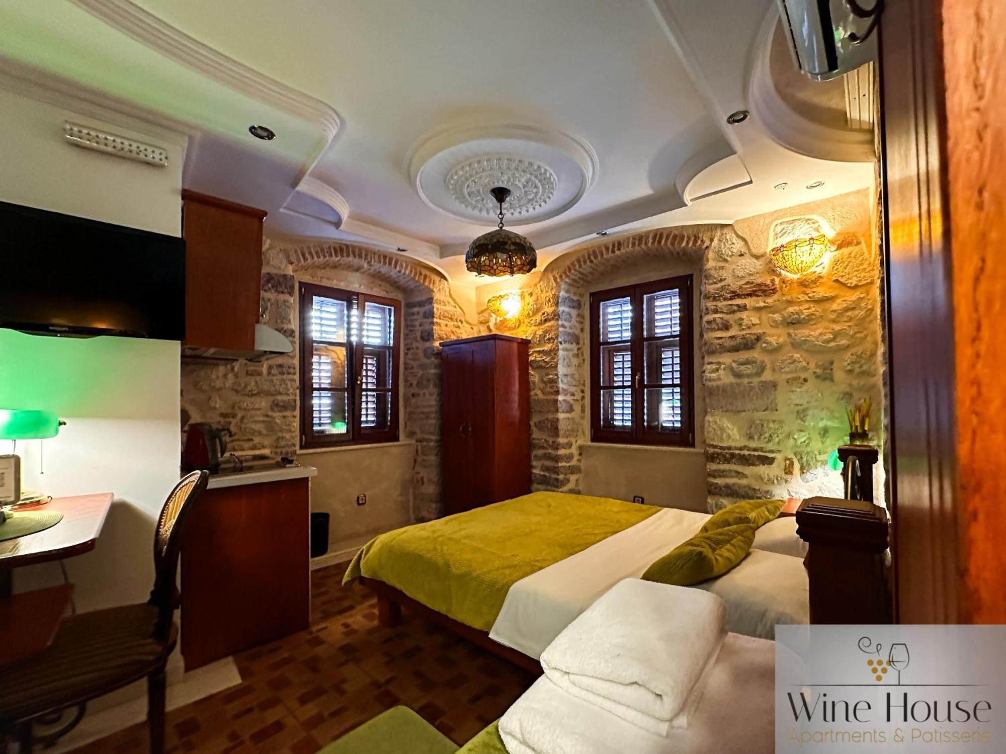 Apartments Wine House Old Town Κότορ Εξωτερικό φωτογραφία